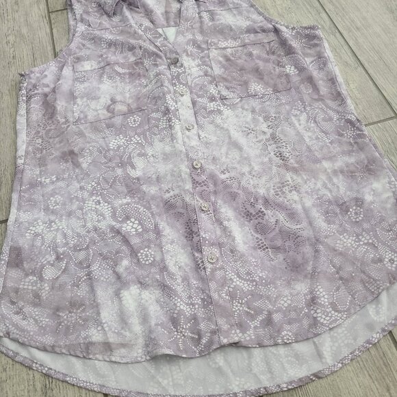 Express The Portofino Sleeveless Button-Up Blouse Women's Size M - Picture 7 of 12